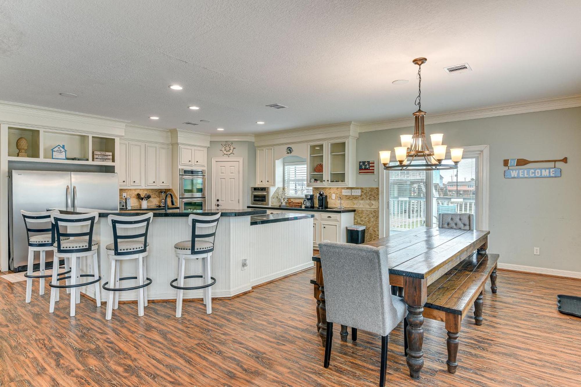 Large Group Gulf Retreat, Steps To Surfside Beach! Exterior photo